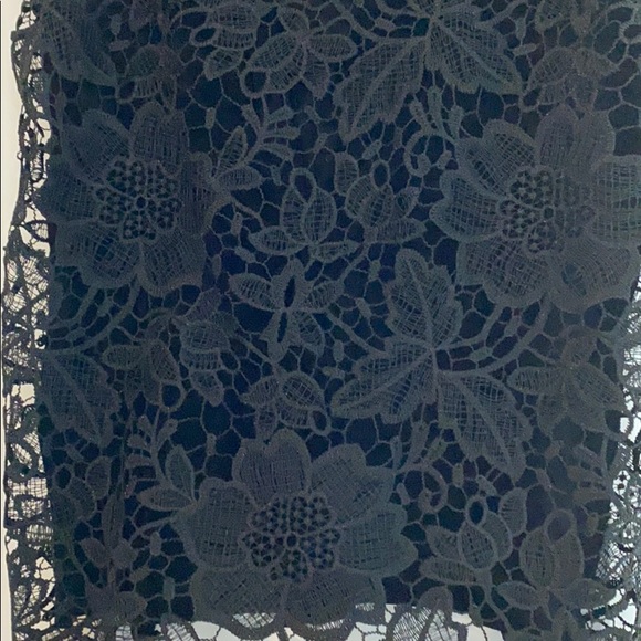 Express lace blouse - Picture 2 of 4